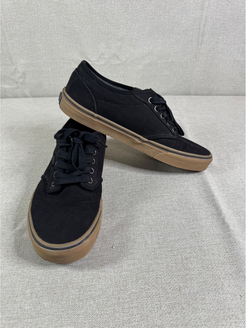 Vans Men's Black Canvas Sneakers Size 10.5 with Gum Rubber Soles